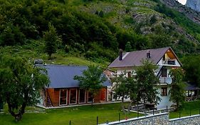 Lazer Cardaku guest house